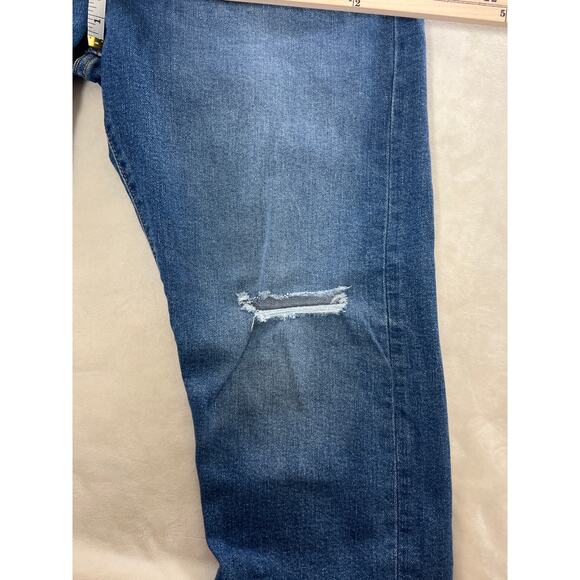Levi's Wedgie Straight Leg Button Fly High Rise Distressed Knee Denim Jean 32 - Picture 5 of 8